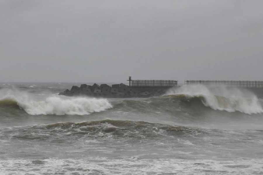 In pictures: Cyclone Arnab nears Andhra coast, 21 flights cancelled in Vijayawada and Visakhapatnam
