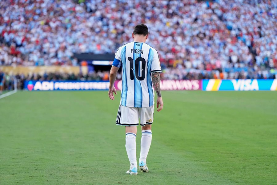 Lionel Messi Retires Letters To Lionel Messi You Chose Argentina Lionel Messi Retires Letters To Lionel Messi You Chose Argentina