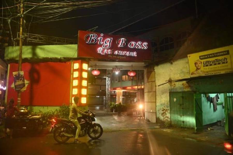 KMC Temporarily Closes Tangra Restaurant After Seizing Stale Meat