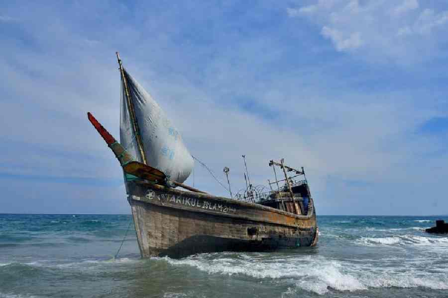 Migrant boat found adrift in Atlantic Ocean; five dead, dozens feared missing near Canary Island
