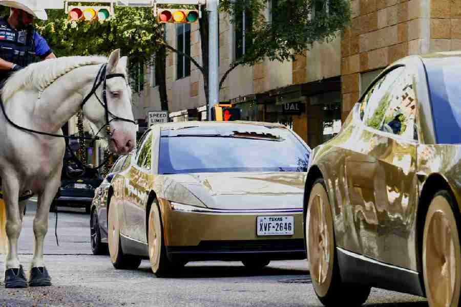 Tesla Cybercab Launch Faces Federal Safety Certification Investigation