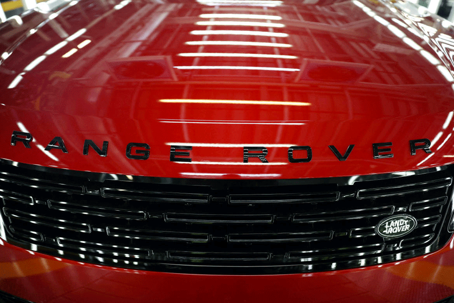Jaguar Land Rover Plans 4,000 Jobs Cuts Amid Global Pressures