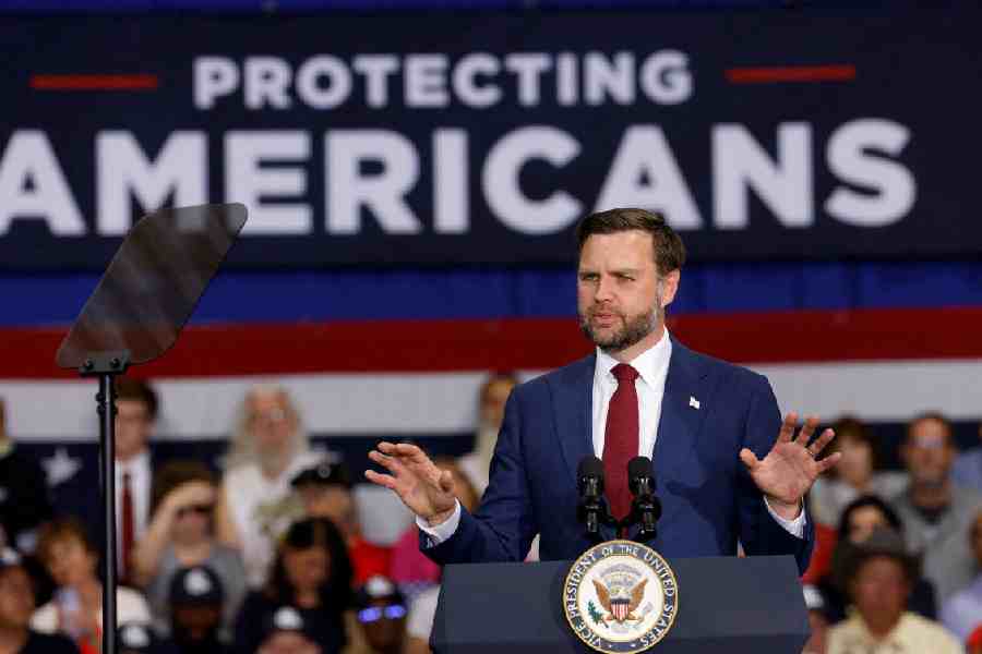 Republicans Make Muslims a Major 2026 Midterm Campaign Issue