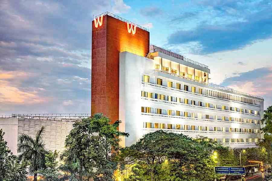 Delhi Luxury Hotels Face Room Crunch Ahead of BRICS Summit