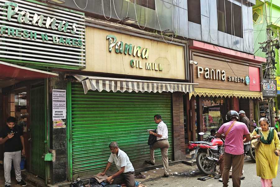 From Oil Mill to Neighbourhood Empire: Panna’s Behala Expansion