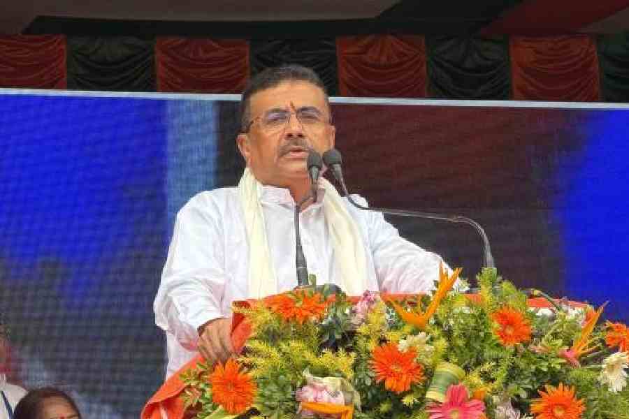 Suvendu Adhikari’s Bookstall Attack Draws CPM Photo-Based Rebuttal