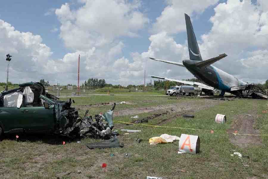 Amazon Pauses 21 Air Operations After Fatal Miami Crash