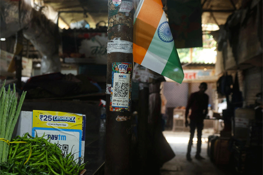 UPI merchant fees to boost PhonePe and Google Pay