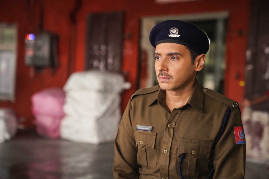 Divyenndu Praises Naive Optimism in Waiting Hai Role