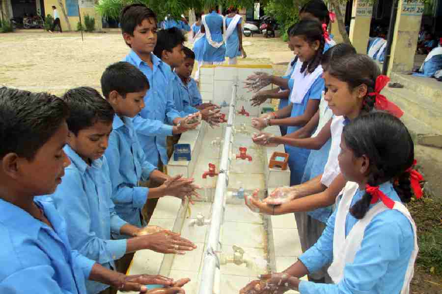 India Leads World in Children Lacking School Sanitation