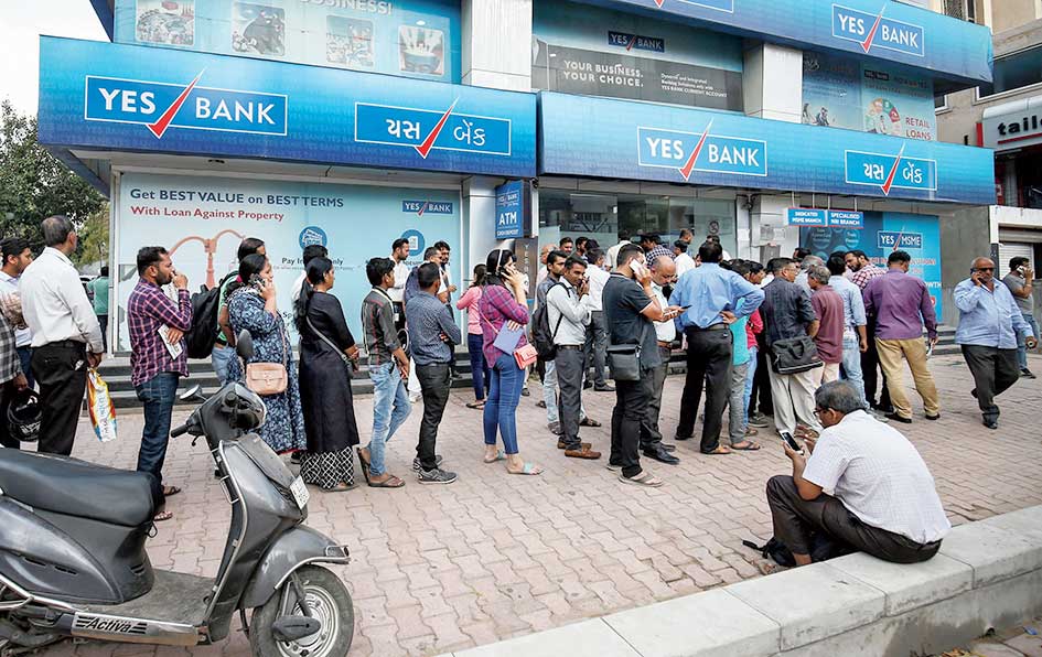 Icici Bank Bank Trio Hdfc To Buy Yes Bank Shares Telegraph India 7220