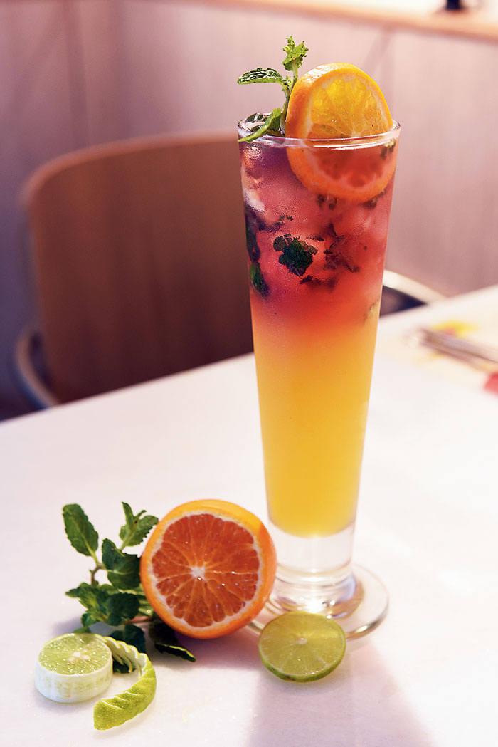 A mix of strawberry crush, apple juice and orange juice, Alexander De Great is a refreshing mocktail that pairs well with the heavier dishes. 
Rs 309