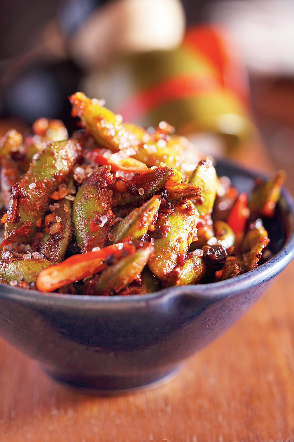 Spicy Edamame Steamed with Sea Salt and Crispy Garlic