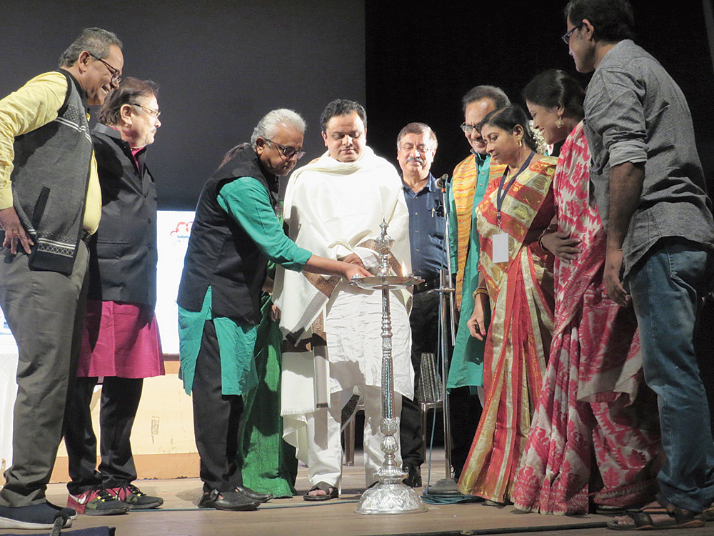 Forest minister and theatre personality Bratya Basu inaugurates the festival at EZCC on Tuesday along with Siddhartha ‘Topshe’ Chatterjee as surgeon Purnendu Roy looks on