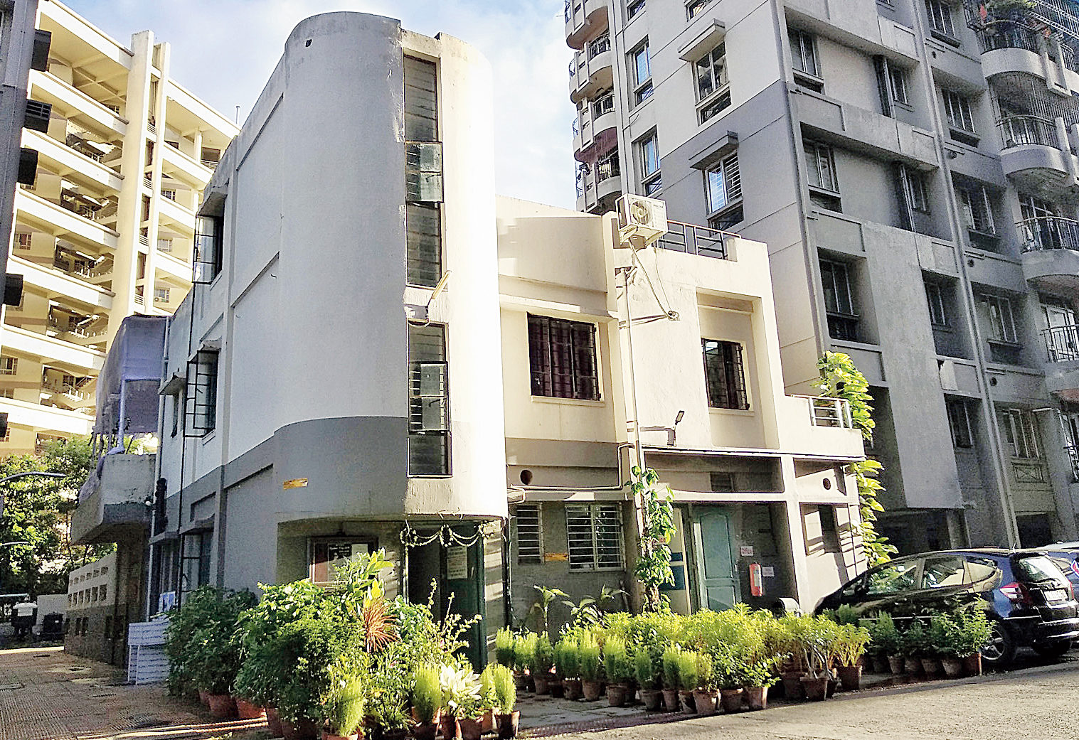 The office of the owners’ association of the Bypass housing complex.