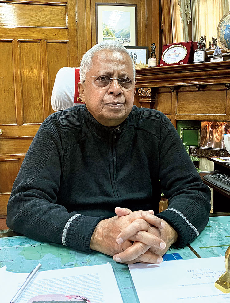 Tathagata Roy on X: Indian Muslims today are full citizens of India. No  quarrel with that. But to establish this why is it necessary to peddle the  politically-correct lie that bulk of