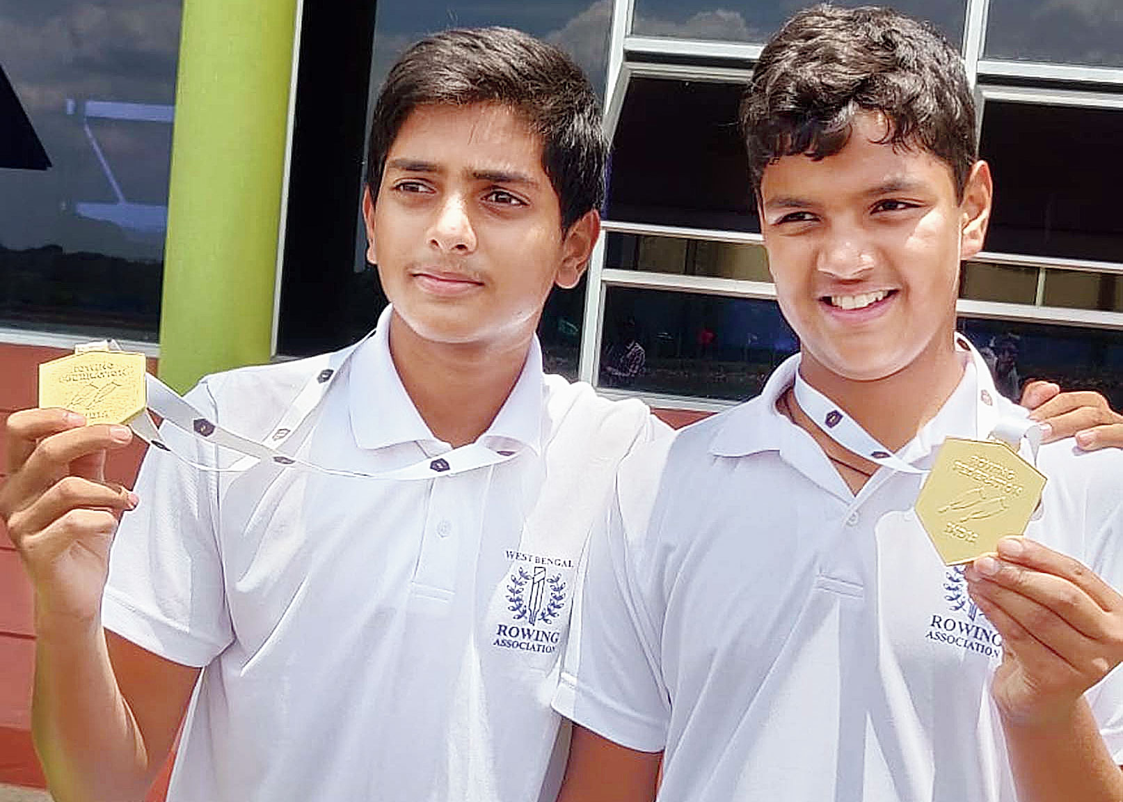 Savyasachi Avay Seth and (right) Devaang Shah after winning gold in the sub-junior national rowing championship in Pune