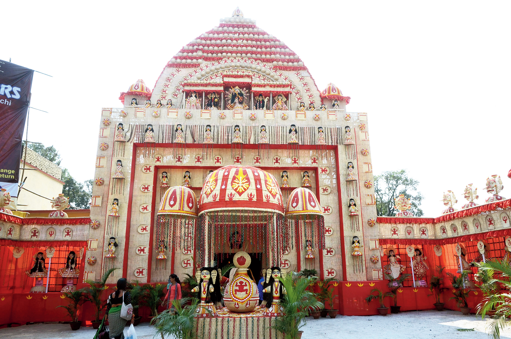 The pandal of Sri Doranda Kali Puja Samiti, Ranchi, made of cane baskets.