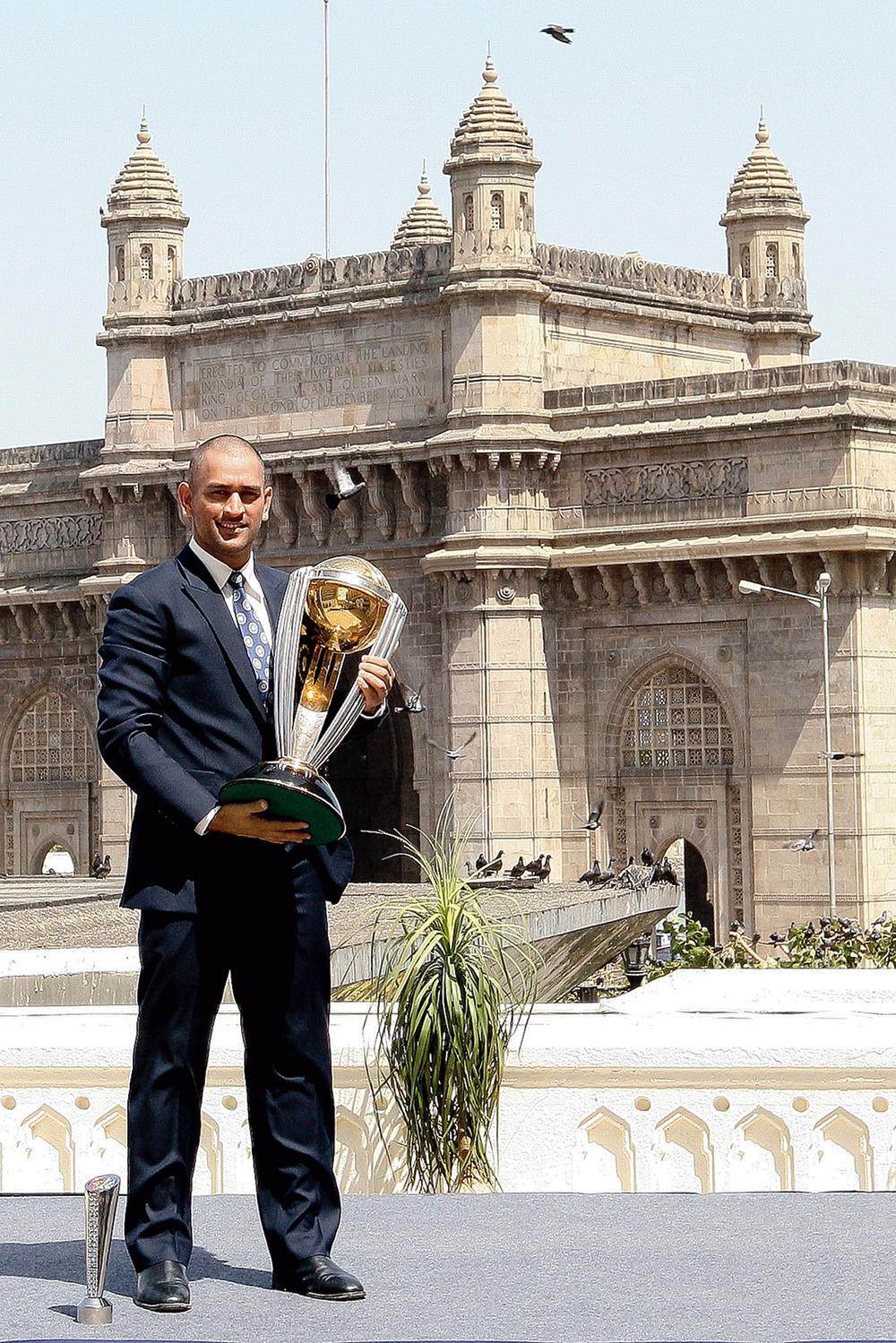MS Dhoni with the trophy