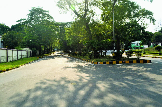 A deserted street at Northern Town in Bistupur, Jamshedpur, on Tuesday. 