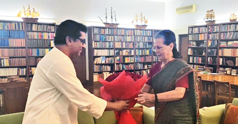 Raj Thackeray meets Sonia Gandhi in New Delhi on Monday.
