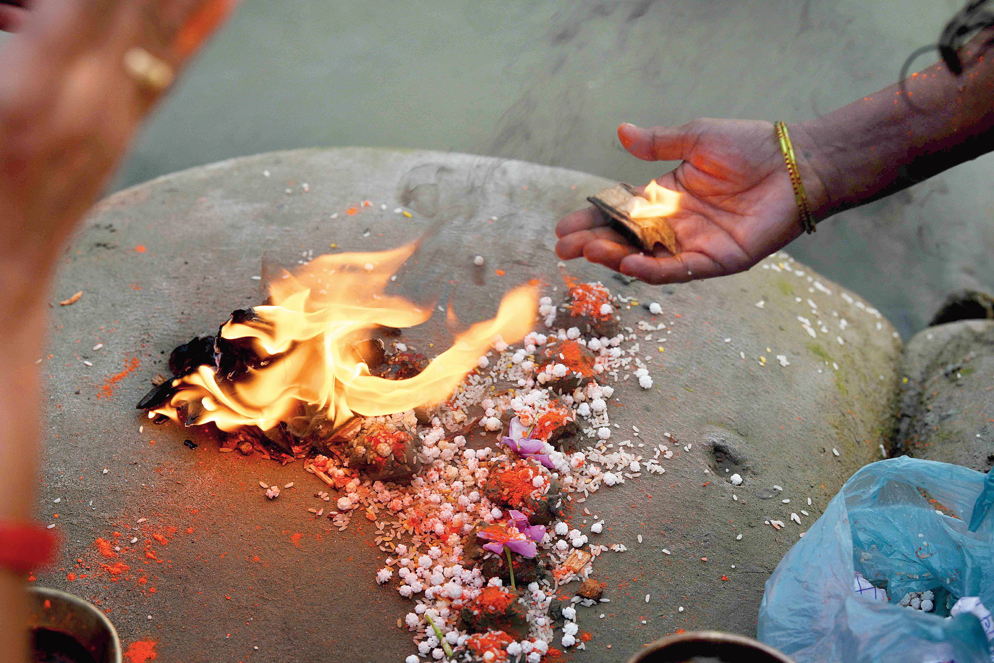 Rituals in progress at Quila Ghat