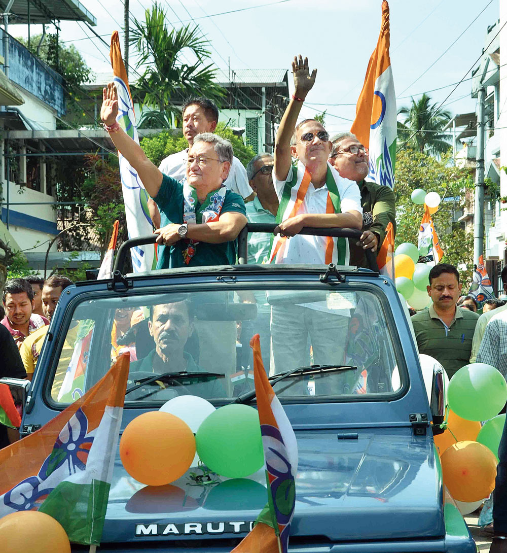 Trinamul candidate Amar Singh Rai campaigns in the hills
