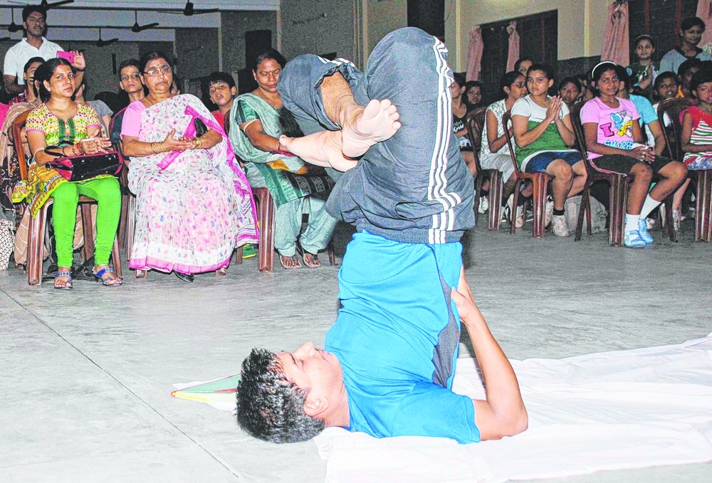 Teachers Reply To Pm's Yoga Call With Centre - Telegraph India