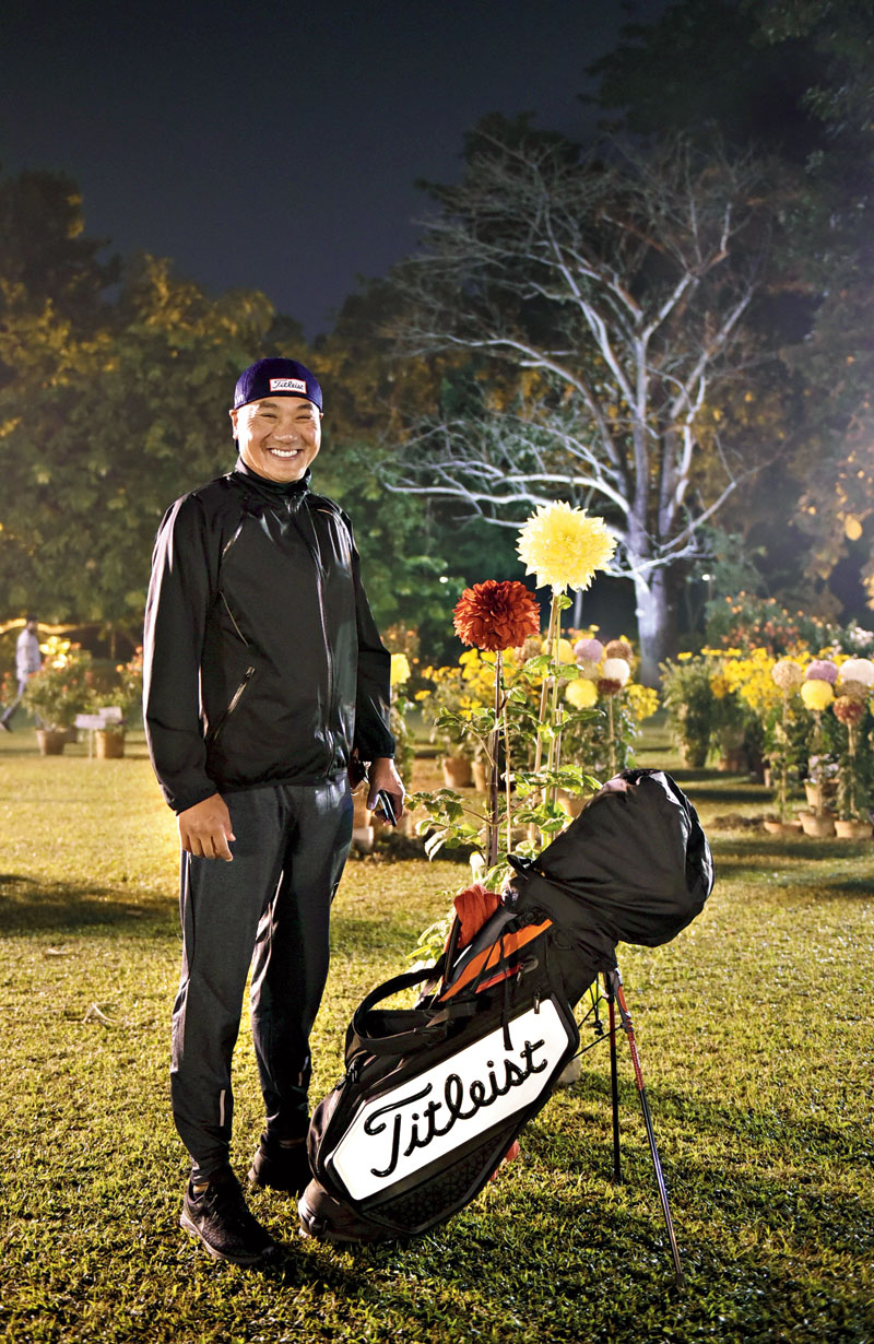 Palden Tshering was busy clicking pictures of his golf kit beside the roses when we caught up with him. “Oh, I was playing golf nearby and came directly for the flower show after that, with my wife and father. I am loving the flower display this year, it’s really wonderful,” he said.