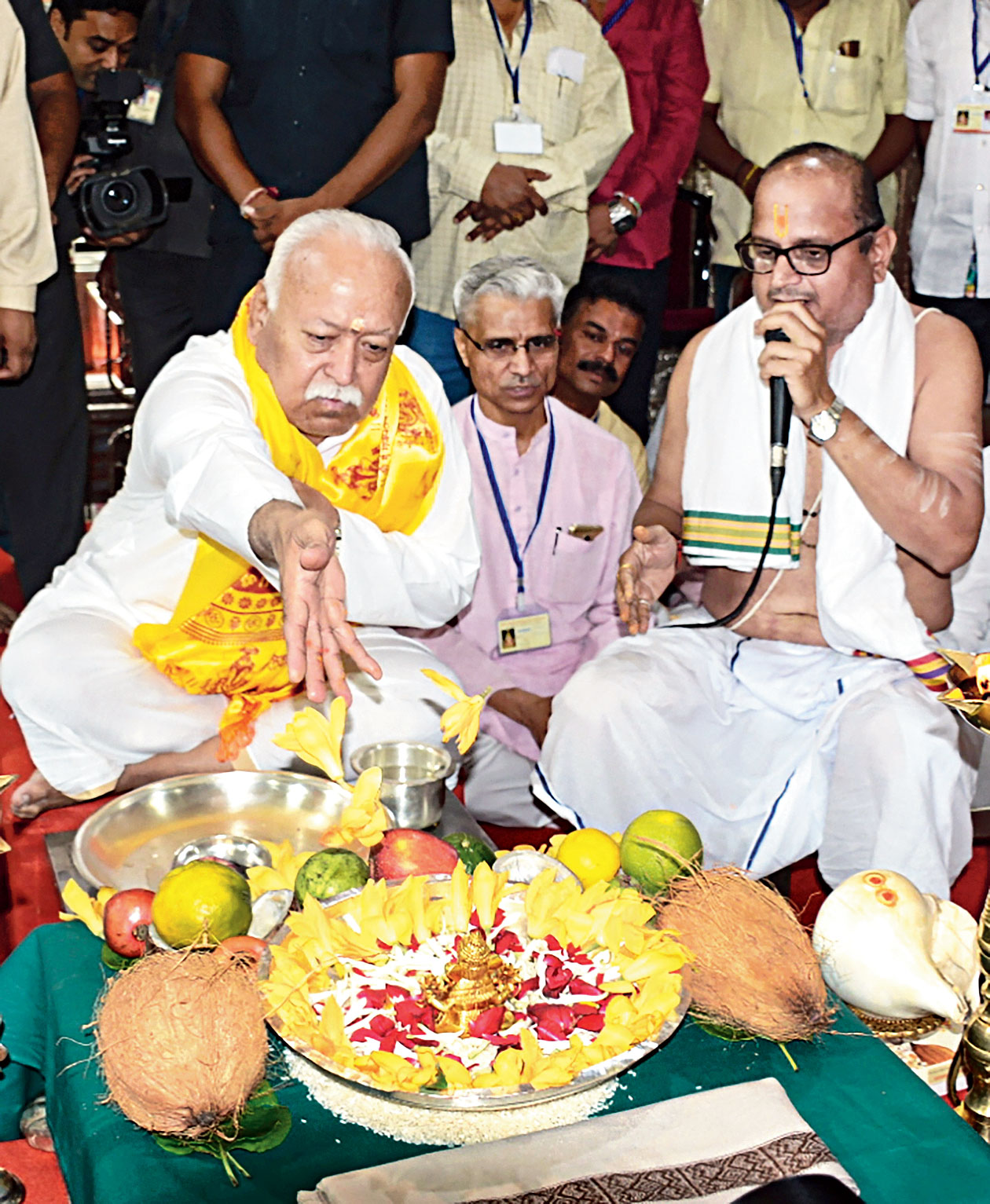 Mohan Bhagwat performs puja in Pune on Tuesday.