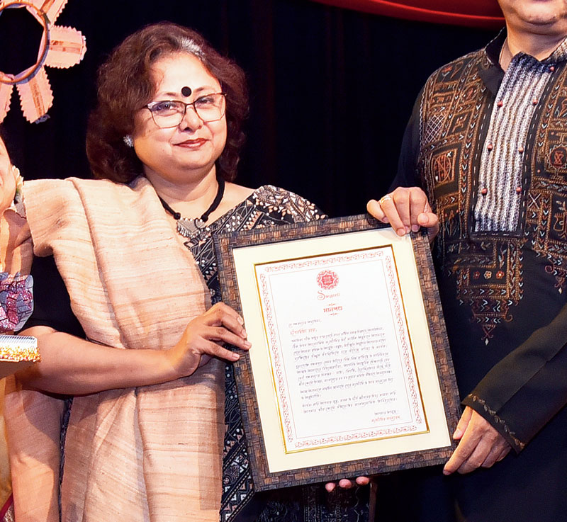 Dipanwita Roy writes children’s stories and is also a journalist. “Tejaswini to me refers to a woman who is brave, free and can take concrete steps. After listening to the stories of the other women who were awarded, I feel that the event lives upto the essence of its name. In my stories for children I have always tried to portray positive values and to imbibe the same in children. I wish through my stories children become courageous and differentiate right from wrong,” said Roy.