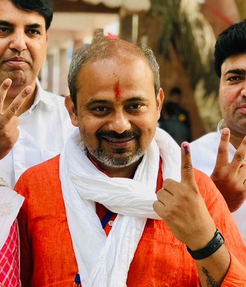 Dilip Pandey/ Party: AAP/ Constituency: Timarpur