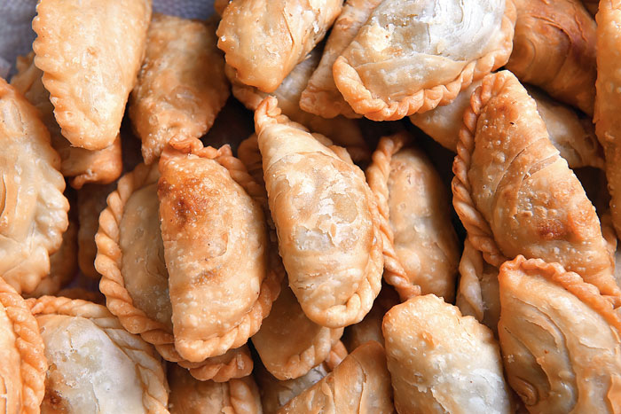 Chicken Curry Puff was a bestseller at Royal Thai Consulate counter that served dishes of Thailand