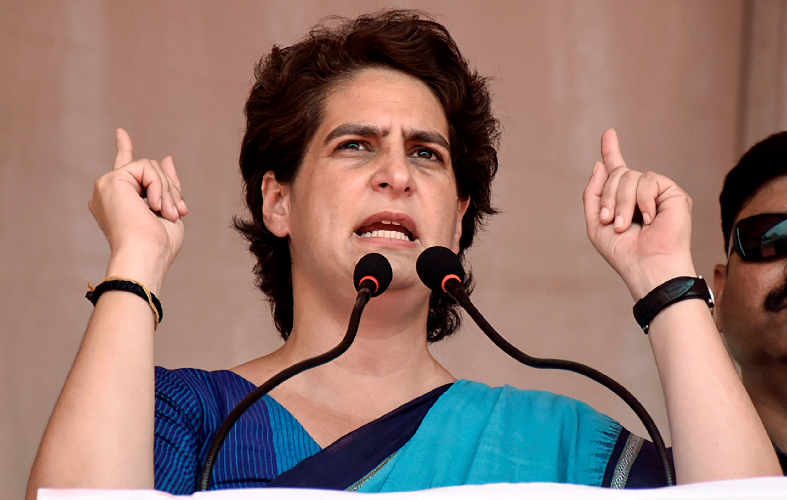 Akhilesh Yadav Priyanka Gandhi Vadra Promises To Visit Every District In Uttar Pradesh To