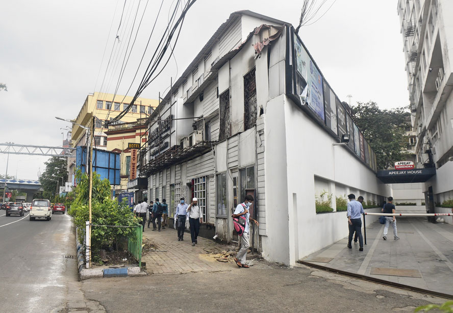 Now: The footpath in front of Apeejay House on Park Street on Saturday.