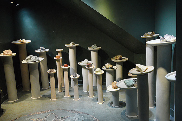 The ground floor has a section where you can actually see the raw versions of the precious and semi-precious stones imported from various countries. They also have some carving tools on display.