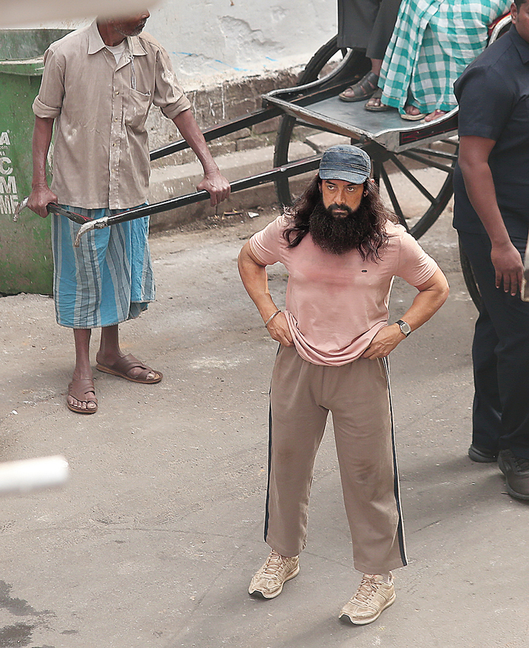 Aamir on Sitaram Ghosh Street