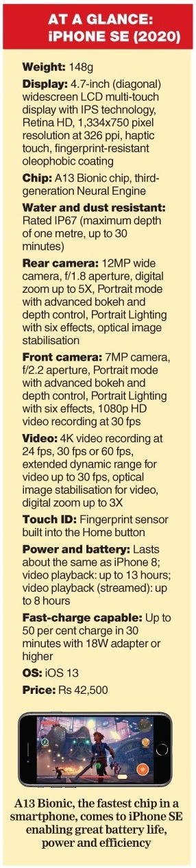 At a glance: iPhone SE (2020)