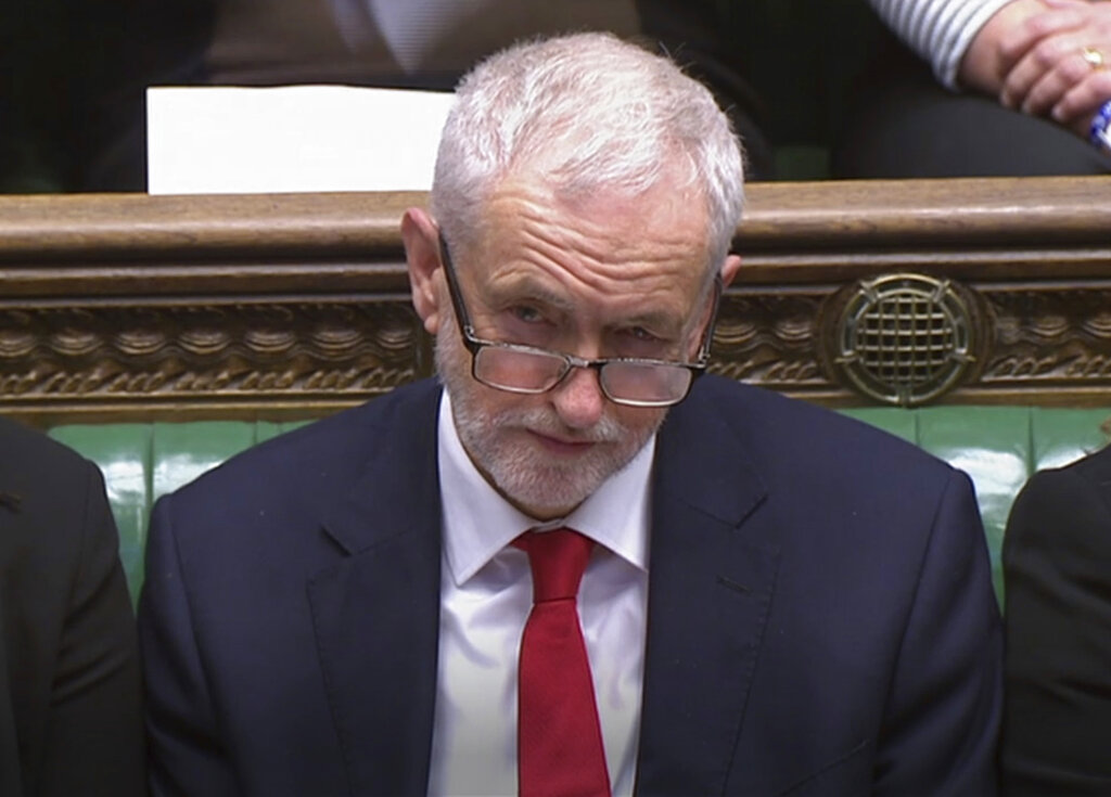 Jeremy Corbyn sets out Brexit demands in letter to Theresa May
