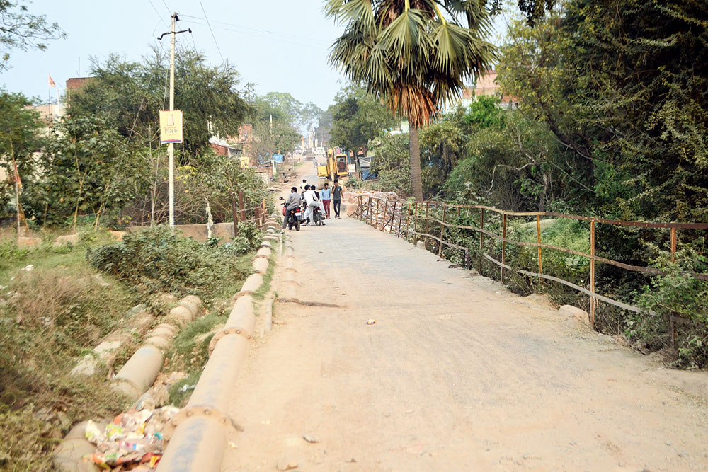 The dilapidated bridge at Baroda Ghat in Jamshedpur on Tuesday.