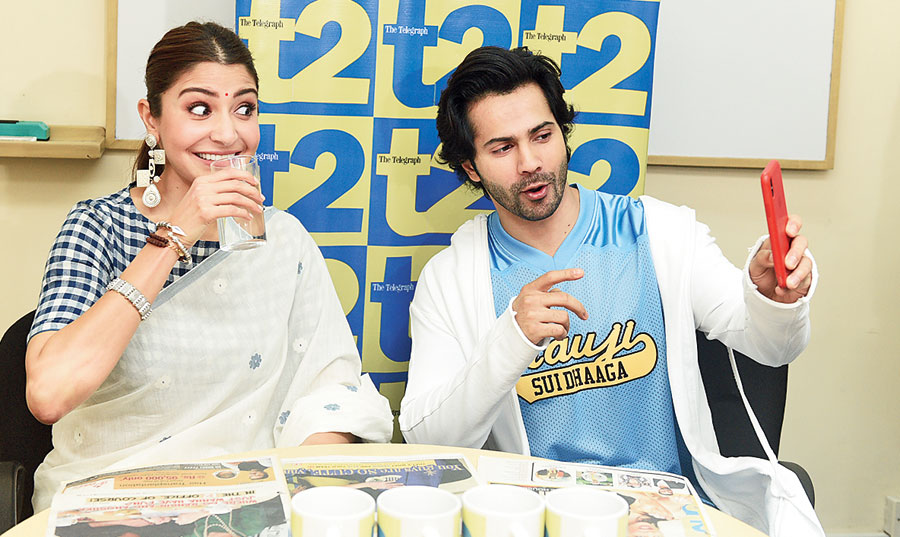 CLICK-CLICK: From the minute he walked in, Varun fished out his phone and started taking a video of himself and Anushka. “Oh, I’m a very popular person over here! This is the t2 office, I’m a veteran over here,” he smiled. “Every film — whether it’s been 'Humpty' (Sharma Ki Dulhania), 'Badri' ('Badrinath Ki Dulhania') or 'Judwaa (2)' — I’ve come to the t2 office for has been a hit!” he said.