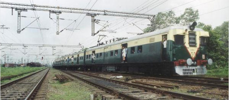 Three pairs of local trains in the Sealdah (South) section had to be cancelled and 12 were delayed