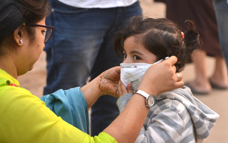 Environmental lawyer Ritwick Dutta said the violation of the deadline was not unexpected as one cannot expect an overnight change in people's behaviour because of a court order. Doctors also warned of the ill-effects that the severe air pollution could have on the health of people.