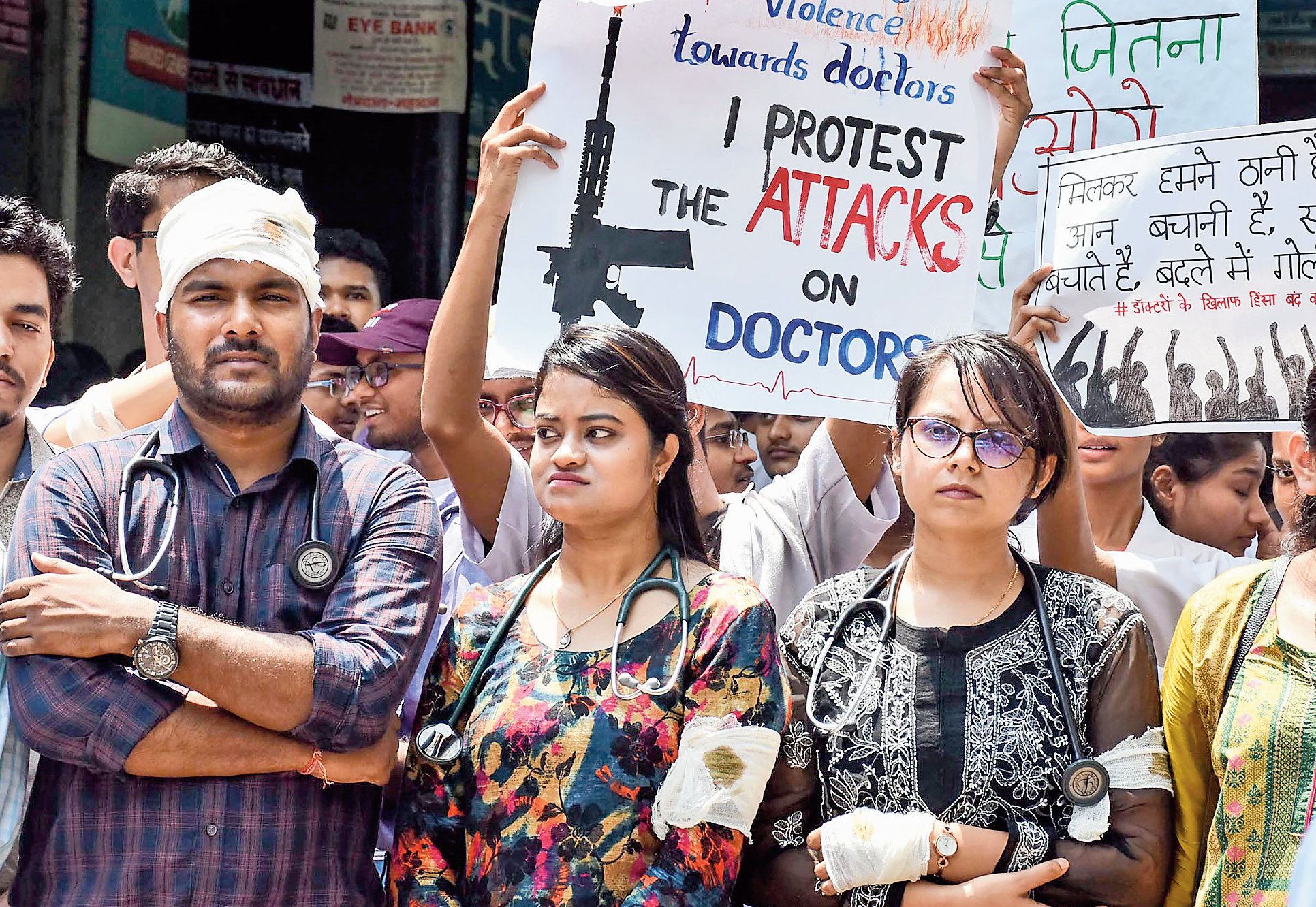 Members of Ranchi Doctors Association stage protest