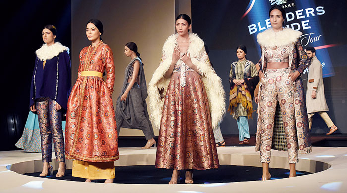 Ladakh-based designer Stanzin Palmo wowed with her easy silhouettes, all inspired by the beautiful union territory. The collection was a mix of menswear and womenswear, all with Ladakh at the core. Layering was a refrain. “I have got almost all the crafts and inspirations… I have got Ladakh under one umbrella. I have played around with the fabrics of Ladakh and the silhouettes of Ladakh, the gathers of Ladakh. Wool, fur…,” said Stanzin.