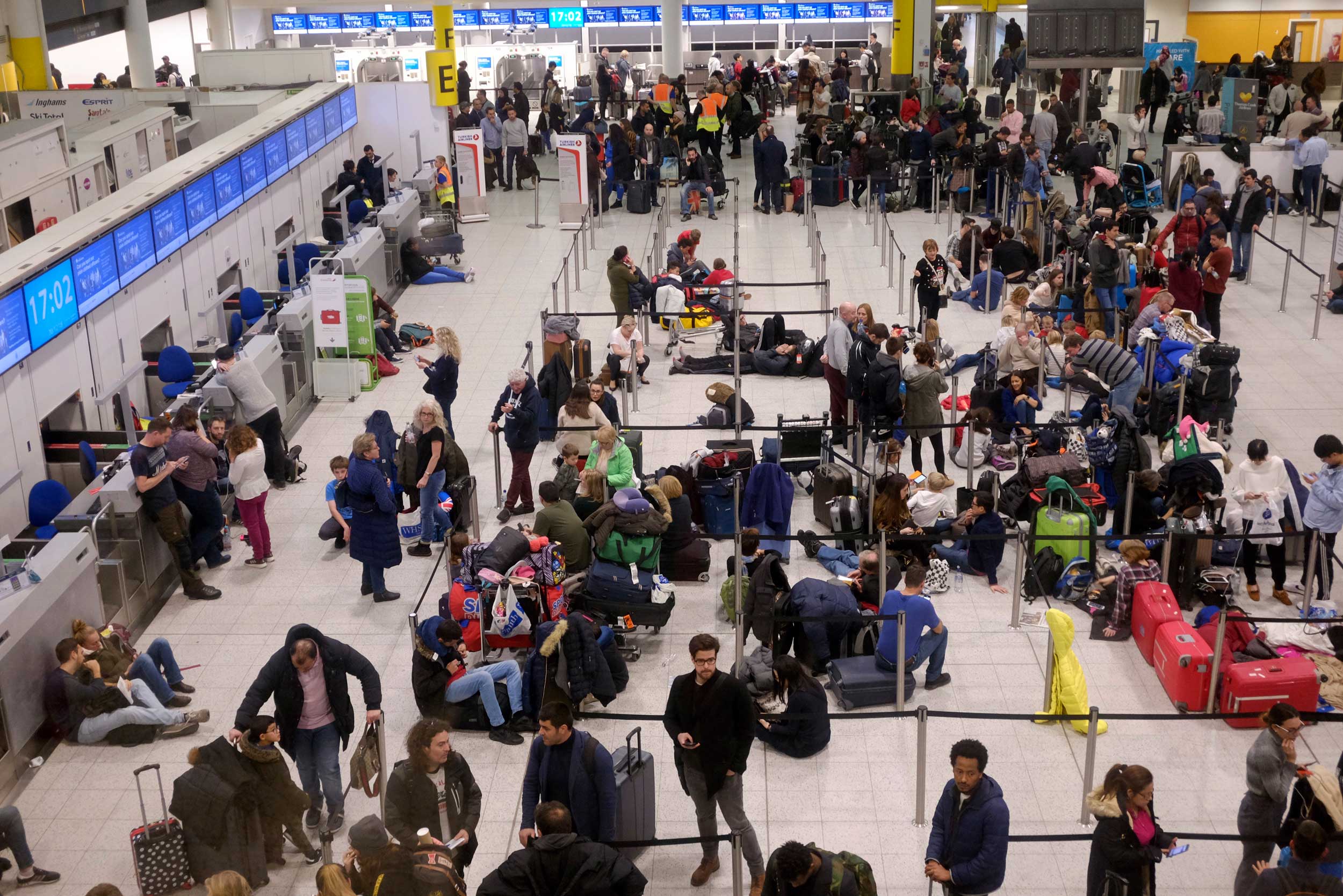 Drones halt flights at Gatwick - Telegraph India