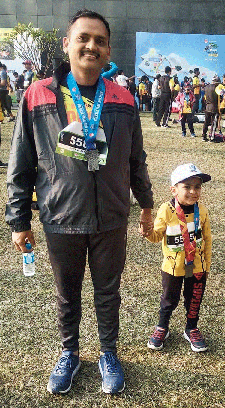 Kunal Agarwal, joint commissioner of Bidhannagar commissionerate, took part in the 5K category with four-year-old son Satwik. “It was a fun event. Running is the simplest way to remain fit,” Agarwal said