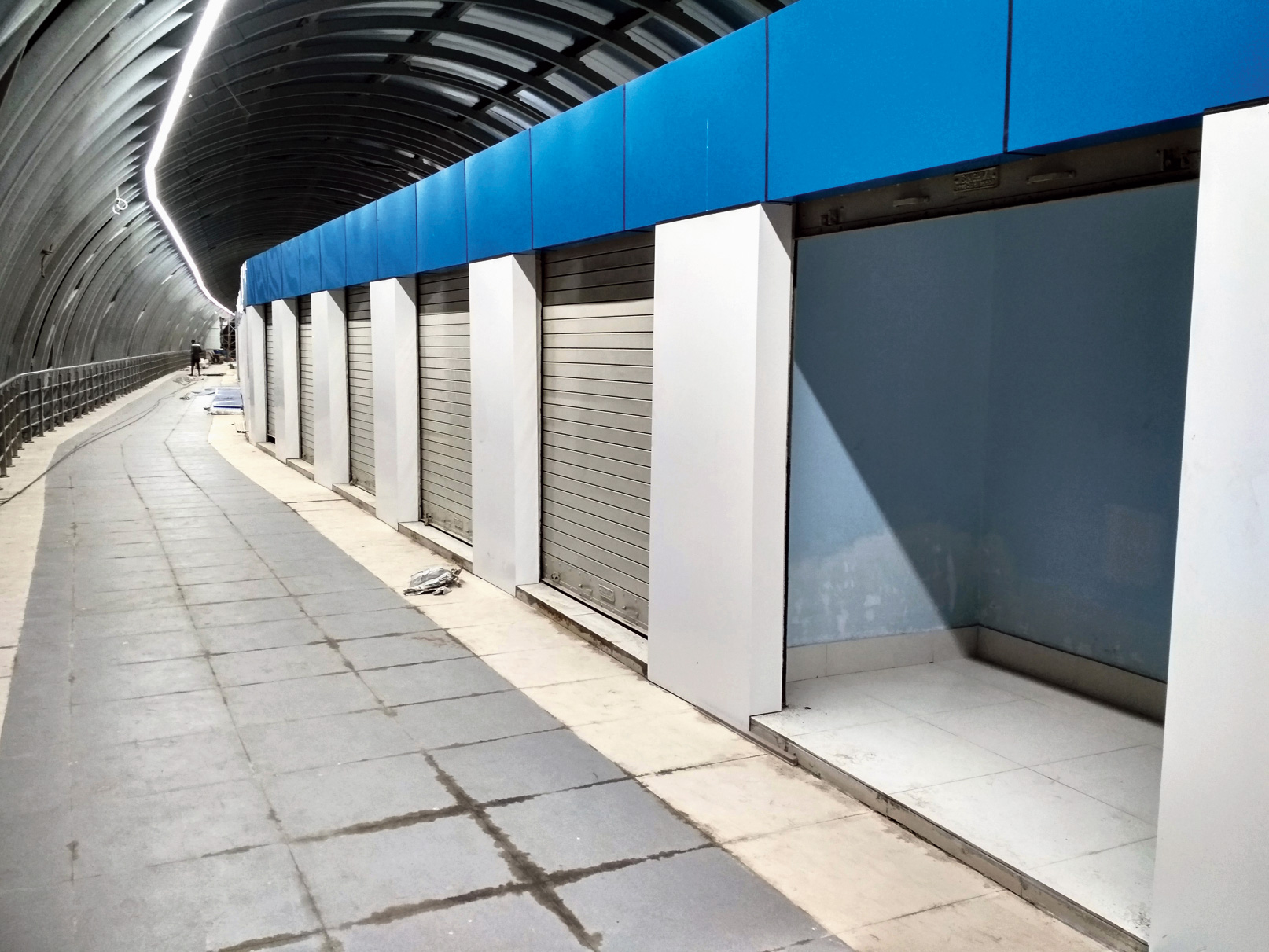 Space allotted for hawkers whose stalls were removed to decongest Rani Rashmoni Road.
