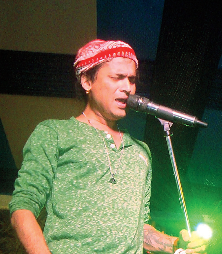 zubeen garg printed t shirt