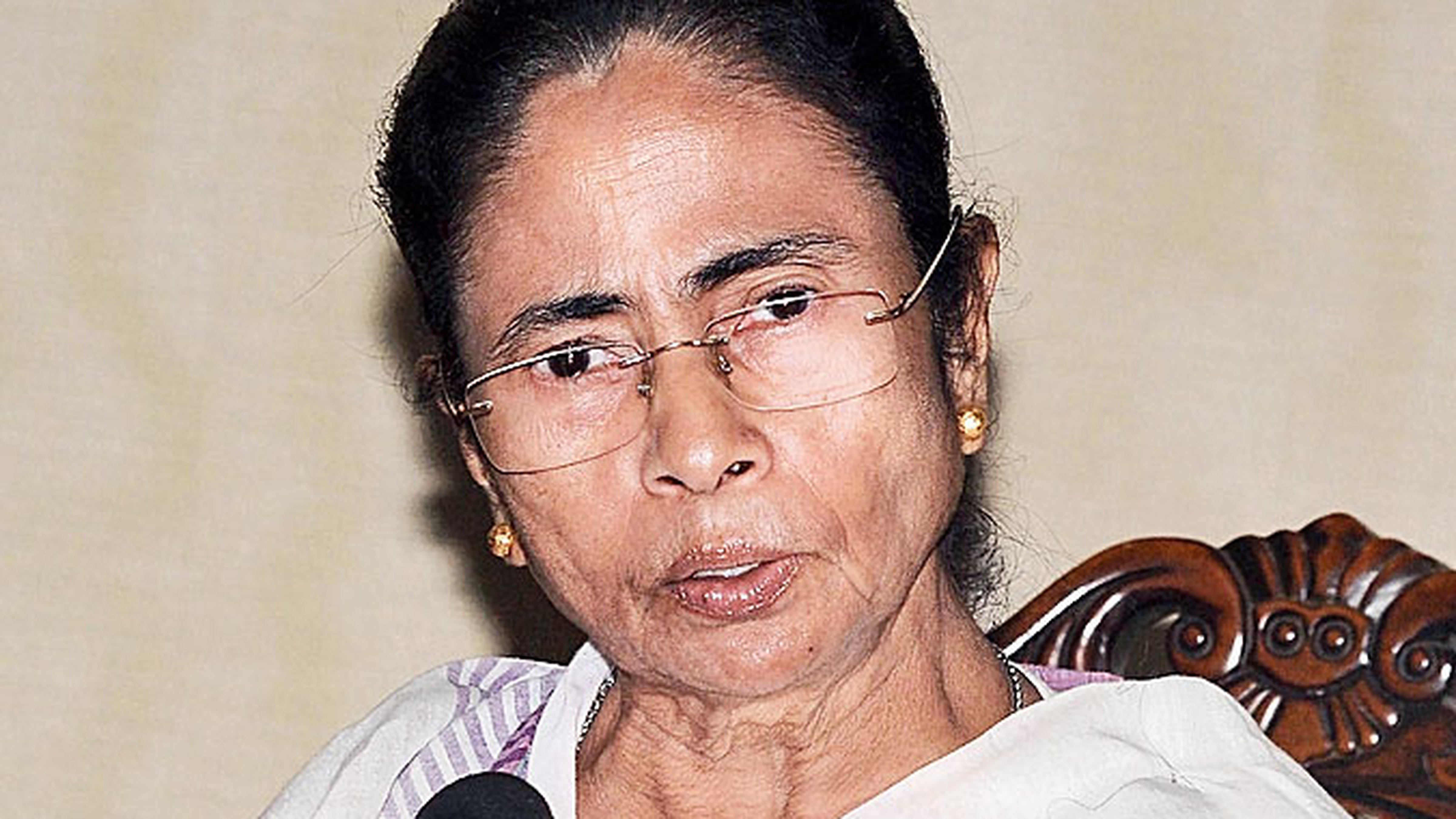 Mamata, who had stayed at one of the Tiyabon cottages on the fringes of Gorumara National Park had expressed disappointment at an administrative review meeting with the frequent power cuts